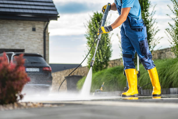 Best Parking Lot Cleaning in King, WI